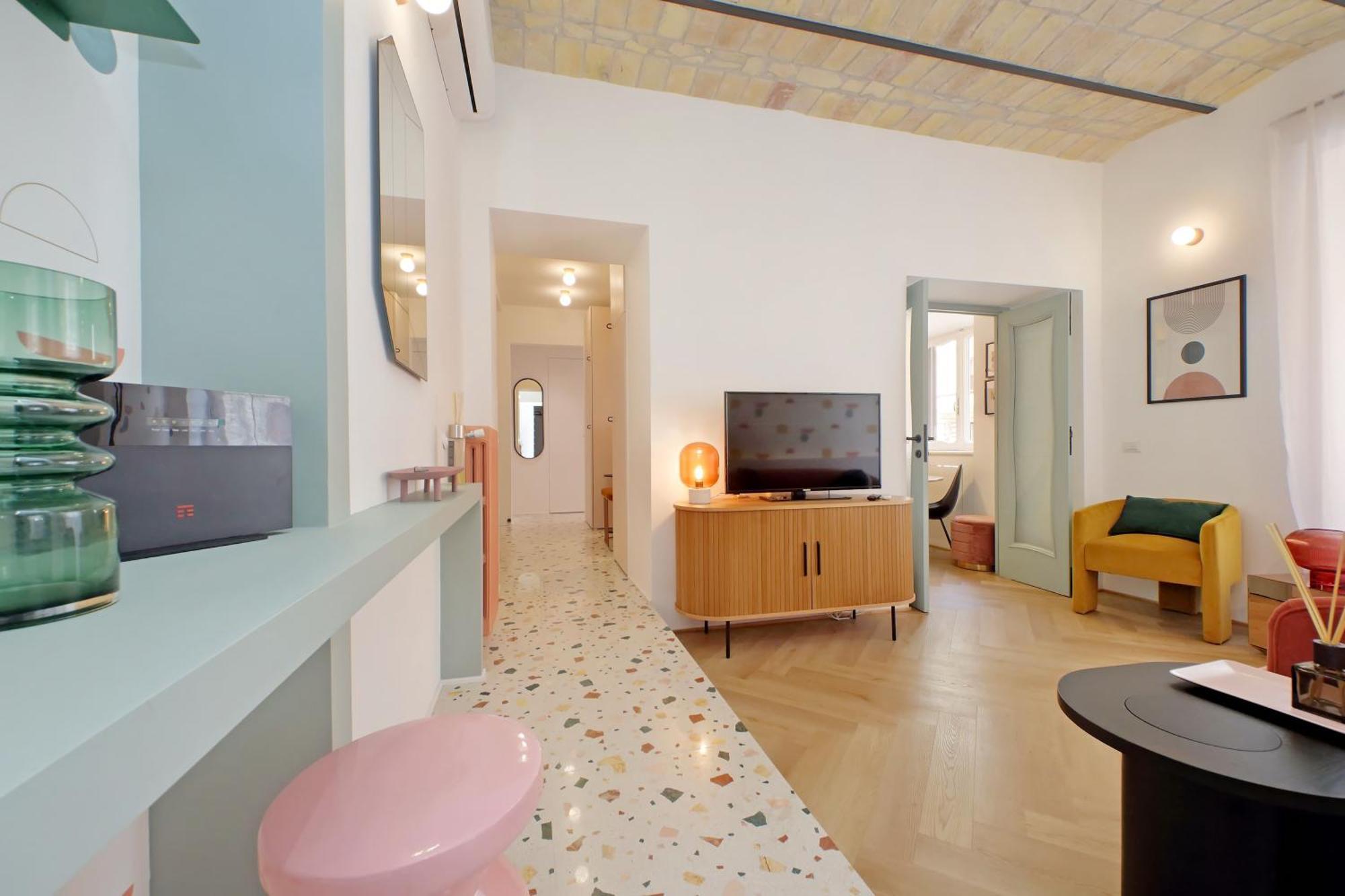 Ych-Colorful And Classy Apartment Near Fori Imperiali Рим Экстерьер фото